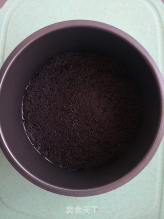 鲜芒果慕斯的做法步骤：2