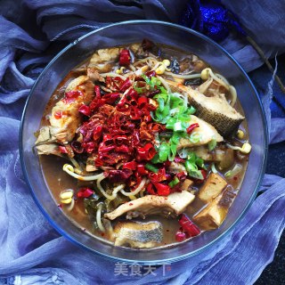 酸菜鲈鱼炖豆腐的做法步骤：12
