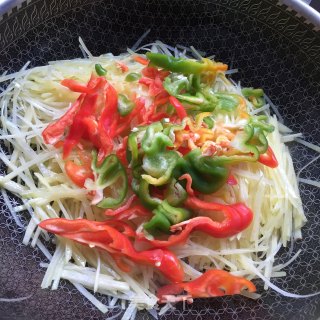 家常土豆丝的做法步骤：5
