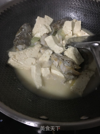 海鲶鱼炖豆腐的做法步骤：11