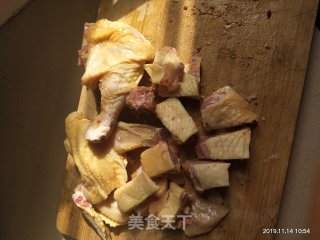 温补鸡汤的做法步骤：2