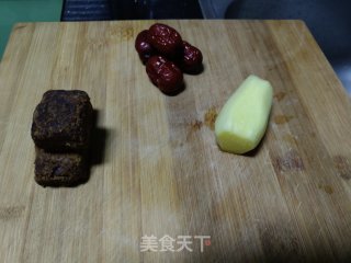 红枣姜汤的做法步骤：1