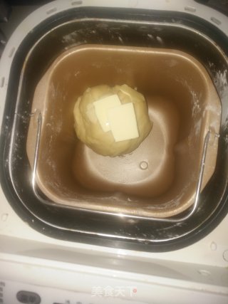 香葱蒜蓉面包的做法步骤：2