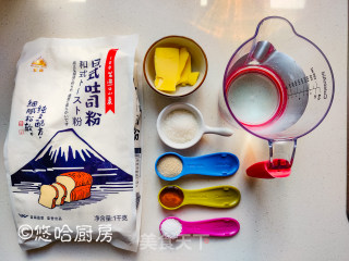 白吐司的做法步骤：1