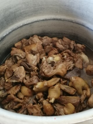 韭菜炒鸭的做法步骤：16