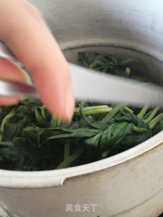 韭菜炒鸭的做法步骤：21