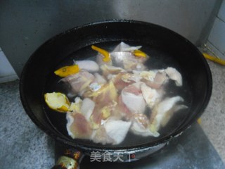 土豆烧鸡肉的做法步骤：4