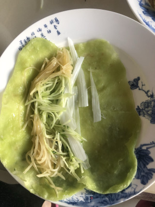 卷饼的做法步骤：12