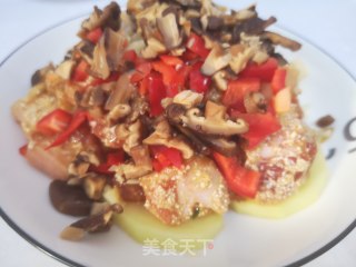 一个人的精致简餐：香菇糯米粉蒸肉的做法步骤：4