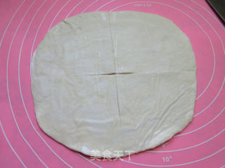 玫瑰豆沙馅酥角的做法步骤：4