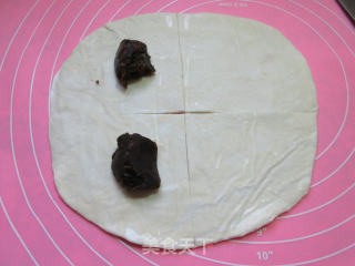 玫瑰豆沙馅酥角的做法步骤：5
