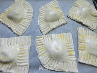 玫瑰豆沙馅酥角的做法步骤：8