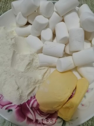 雪花酥的做法步骤：1