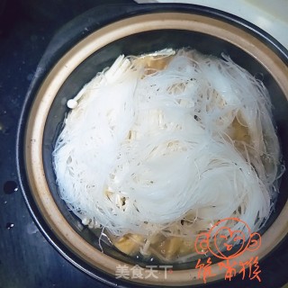 干虾杂菌豆腐煲的做法步骤：11