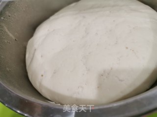 生煎包的做法步骤：1