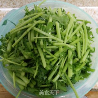 蒜蓉茼蒿的做法步骤：1