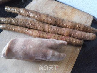 山药猪蹄煲的做法步骤：1