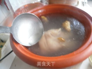 山药猪蹄煲的做法步骤：4