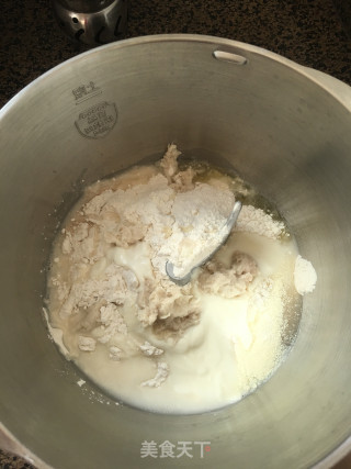 酸奶吐司的做法步骤：2