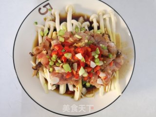一个人的精致简餐：鲜菇豆腐蒸肉的做法步骤：4