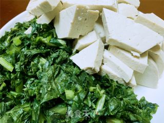 芥菜缨炖豆腐的做法步骤：2