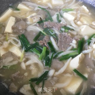 牛肉菌菇豆腐汤的做法步骤：6