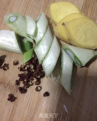 蘑菇炖乌鸡的做法步骤：9