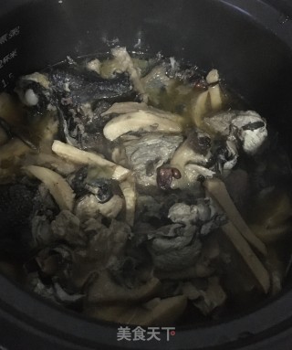 蘑菇炖乌鸡的做法步骤：18