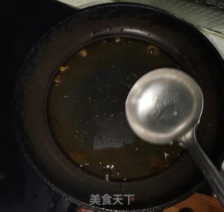 糖醋排骨的做法步骤：3
