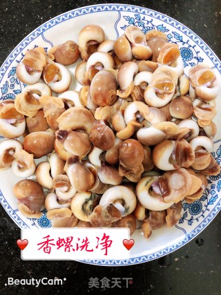 爆香螺的做法步骤：1