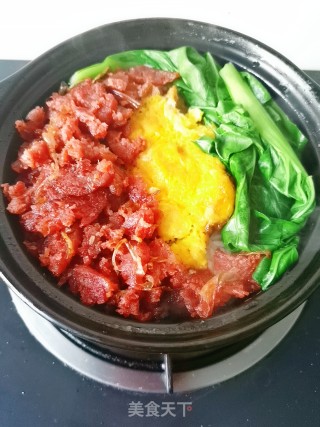 腊肠煲仔饭的做法步骤：7