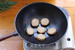香煎猪肉扒的做法步骤：2