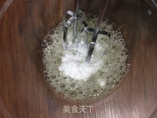戚风蛋糕（六寸）的做法步骤：6