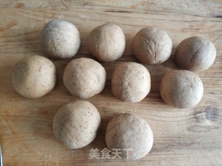 红糖红枣开花馒头的做法步骤：9
