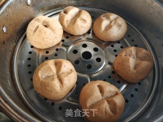 红糖红枣开花馒头的做法步骤：12