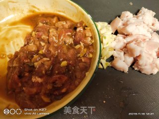 瘦肉炒四季豆的做法步骤：1