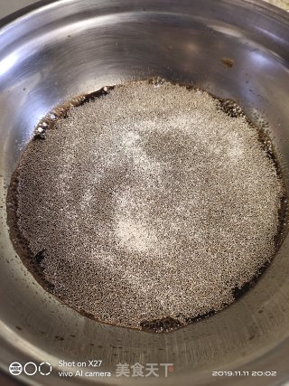 红糖发糕的做法步骤：2