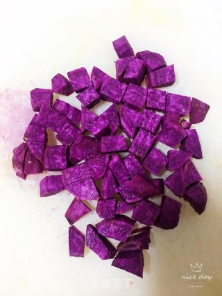 燕麦紫薯粥的做法步骤：1