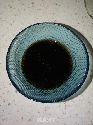 电饭煲版腊味煲仔饭的做法步骤：9