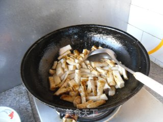 胡椒酱炒杏鲍菇的做法步骤：6