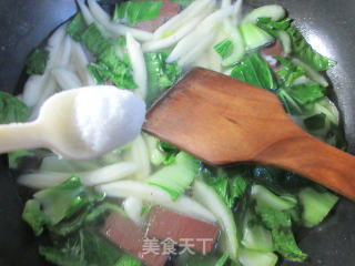 鸭血青菜煮面鱼的做法步骤：5