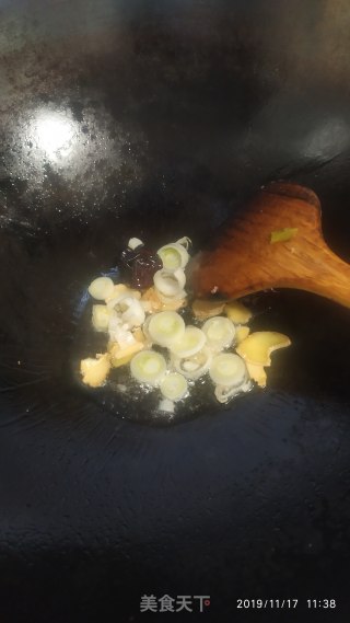 不辣的牛肉面条的做法步骤：5