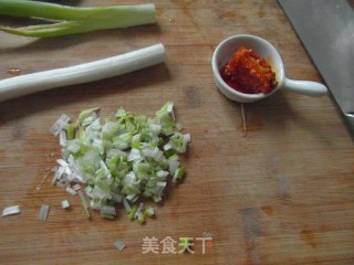油腐乳花卷的做法步骤：2