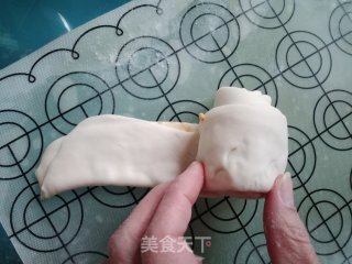 油腐乳花卷的做法步骤：8