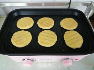 土豆鸡蛋饼的做法步骤：7