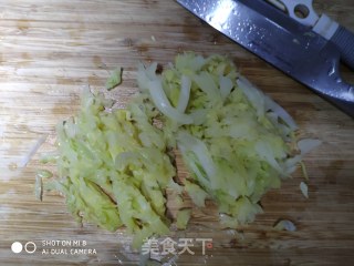 头菜鸡蛋饼的做法步骤：2