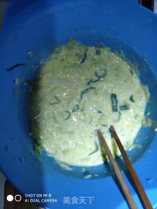 头菜鸡蛋饼的做法步骤：4