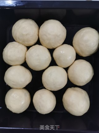 香甜餐包（手揉版柔软又拉丝）的做法步骤：3