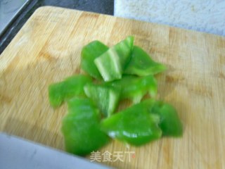 莲藕炒木耳的做法步骤：3