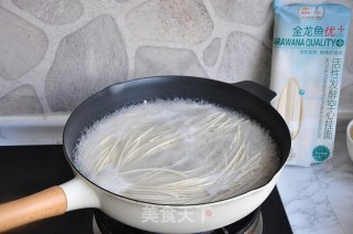 茄丁拌面的做法步骤：11